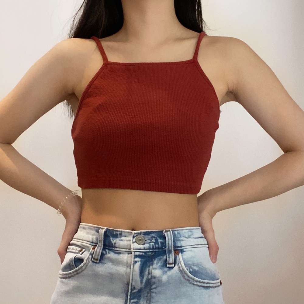 Brown cropped tank top